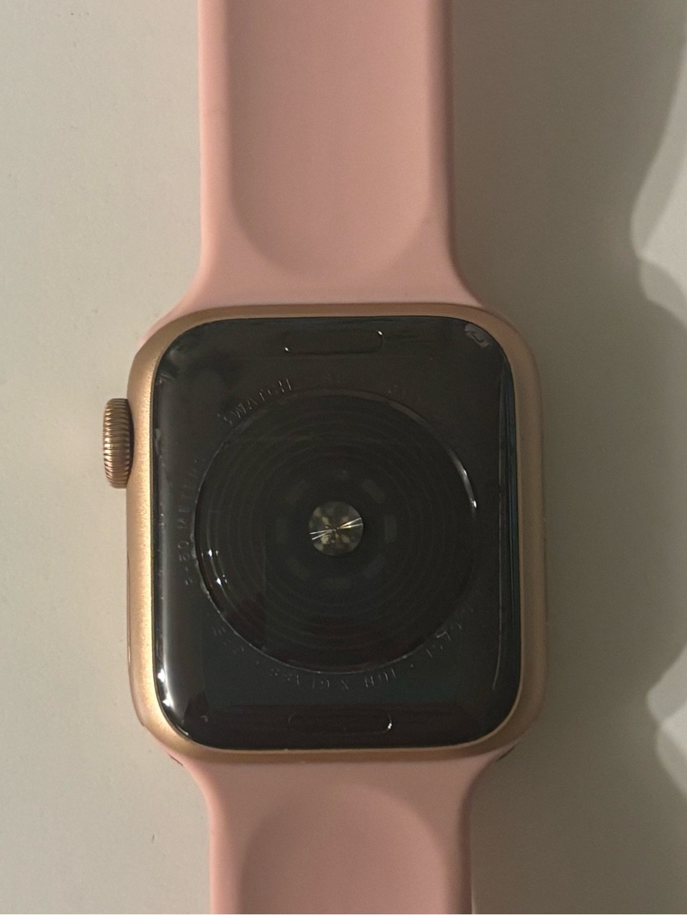 Apple Watch SE - Picture 2 of 4